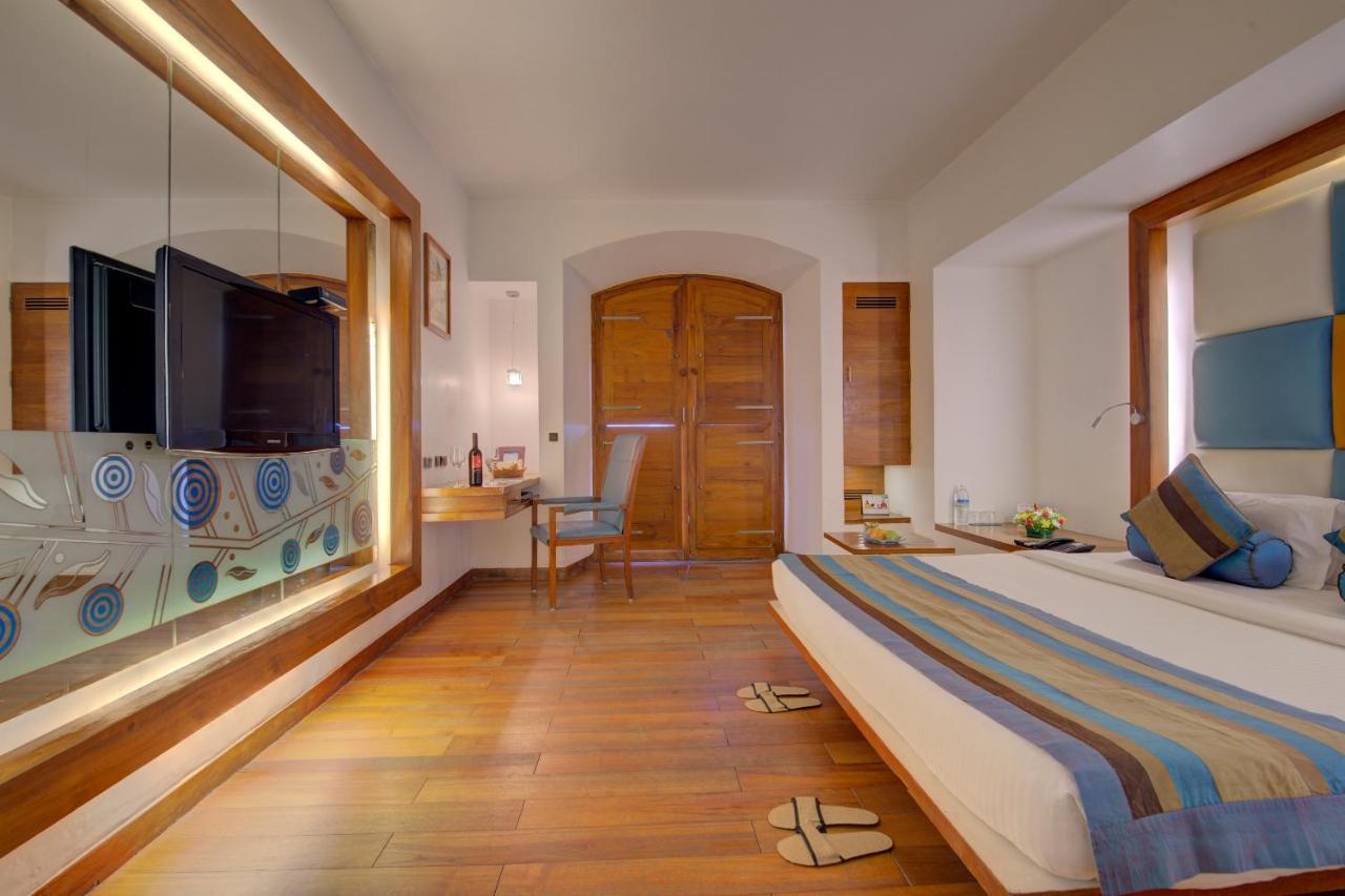The Promenade Hotel Puducherry Eksteriør billede