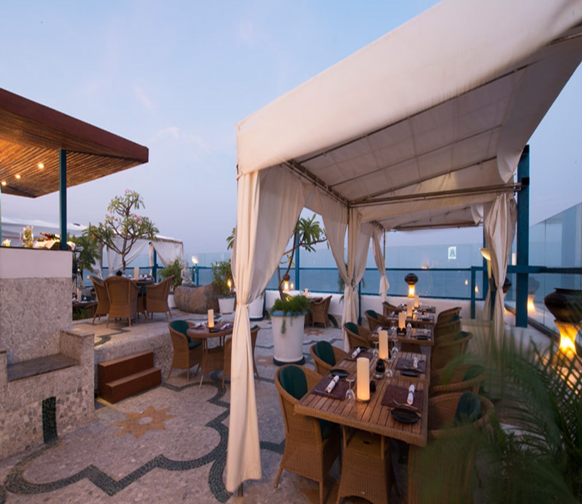 The Promenade Hotel Puducherry Eksteriør billede